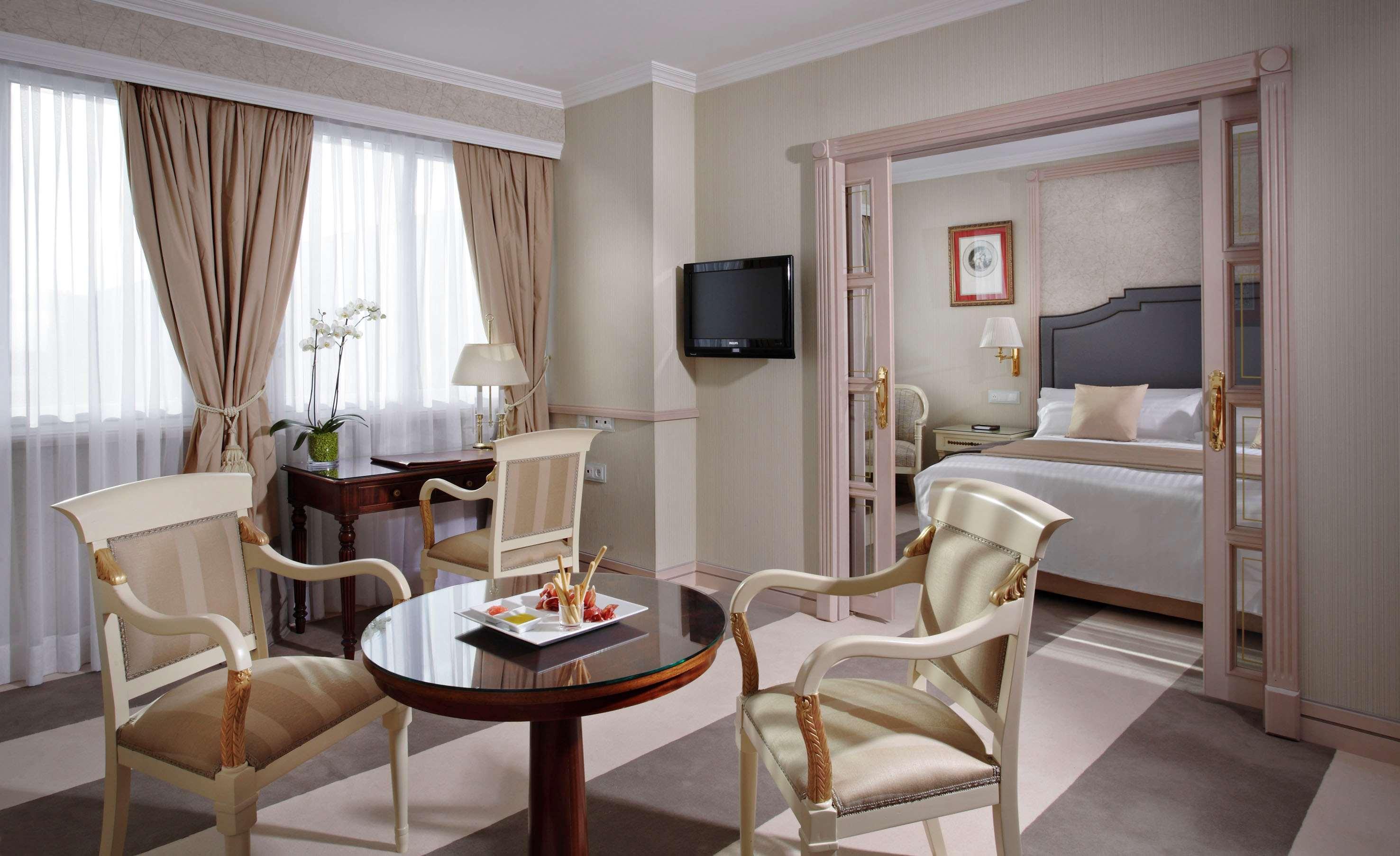 Melia Castilla Madrid Szoba fotó